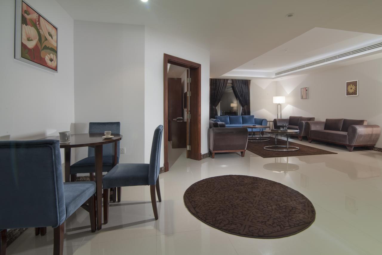 Noon Hotel Suites Khafji ภายนอก รูปภาพ