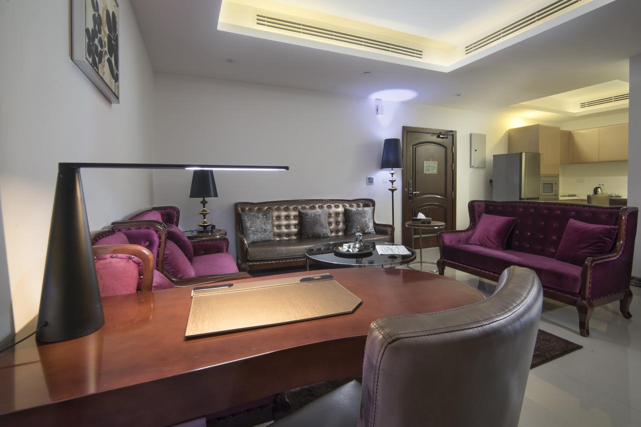 Noon Hotel Suites Khafji ภายนอก รูปภาพ