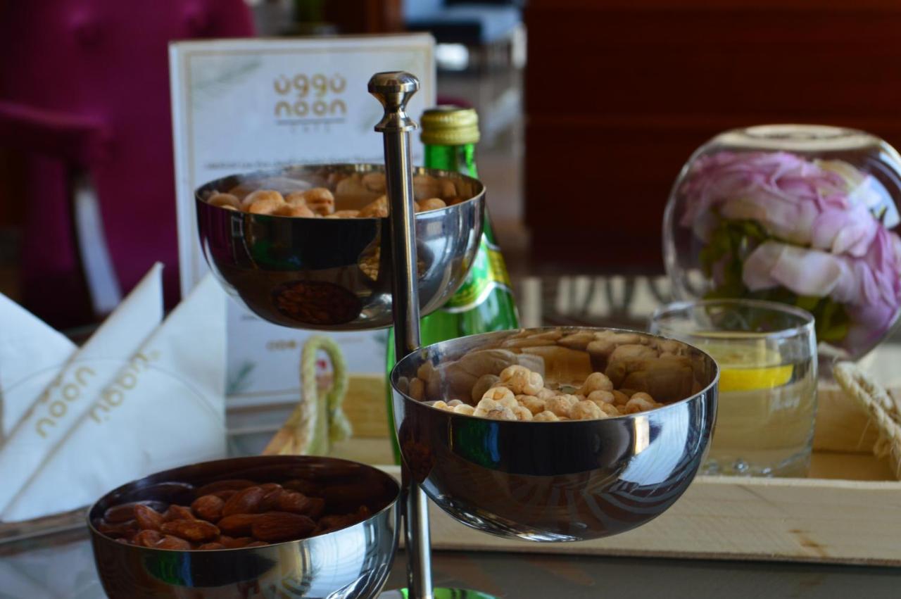 Noon Hotel Suites Khafji ภายนอก รูปภาพ