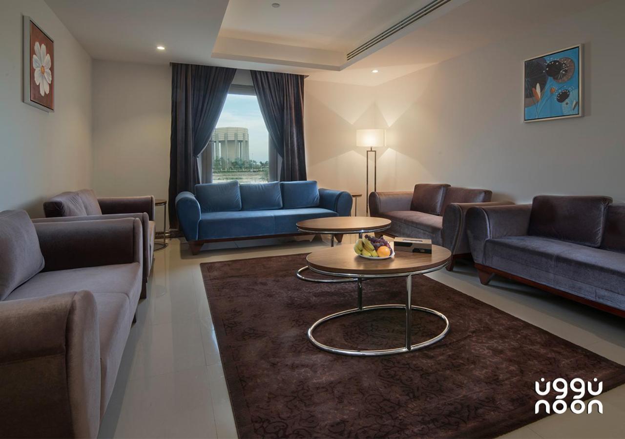 Noon Hotel Suites Khafji ภายนอก รูปภาพ